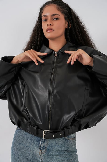 Übergroße Jacke aus Kunstleder mit Gürtel - Image 3