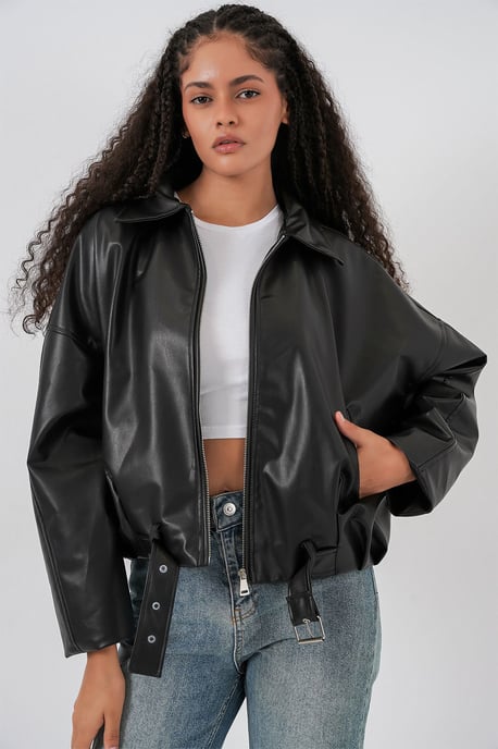 Übergroße Jacke aus Kunstleder mit Gürtel - Image 4