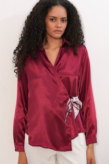 Damen Satin Hemd mit Krawattenfront - Image 4