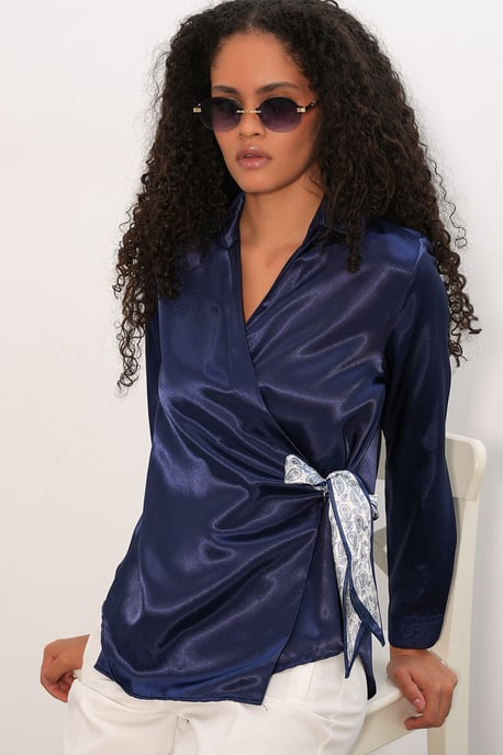 Damen Satin Knoten-Front Bluse - Image 3