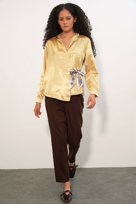 Damen Satin Krawatten-Shirt - Image 2