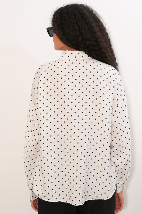 Übergroßes Polka-Dot-Crepeshirt - Image 6