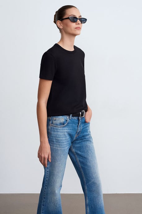 Damen Unifarbene Rundhalsausschnitt T-Shirt - Image 1