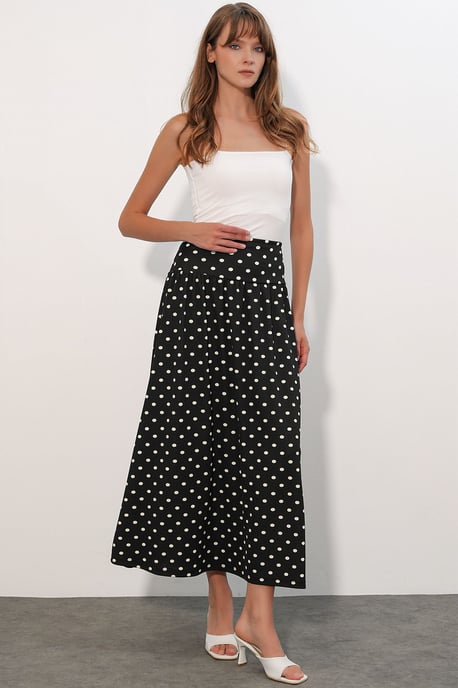 Hochtaillierter Polka-Dot Maxi-Rock - Image 5