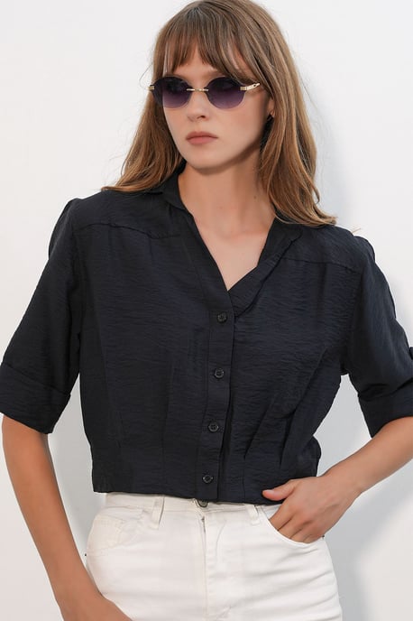 Übergroßes Crop-Shirt - Image 3