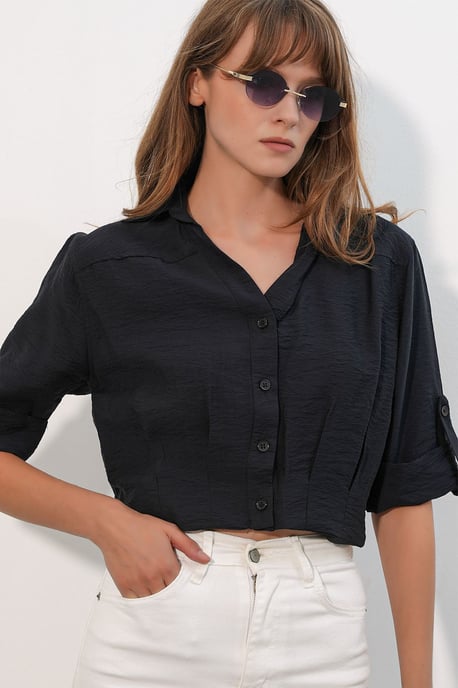 Übergroßes Crop-Shirt - Image 4