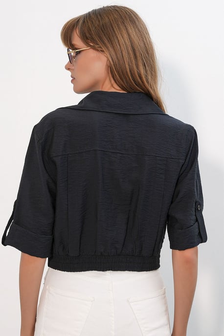Übergroßes Crop-Shirt - Image 6