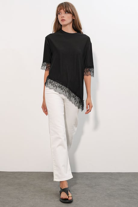 Big Dart Oversized Spitzenstrickbluse - Schwarz - Image 2