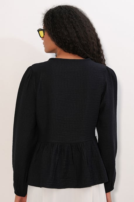 Rüschen-Wendeblau mit Bindebändchen - Image 6
