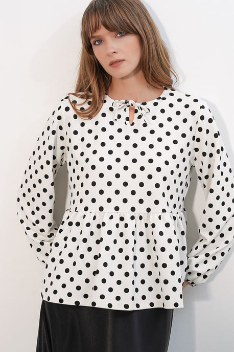 Punktemuster Crepe Bluse mit Schleifen-Detail - Image 4
