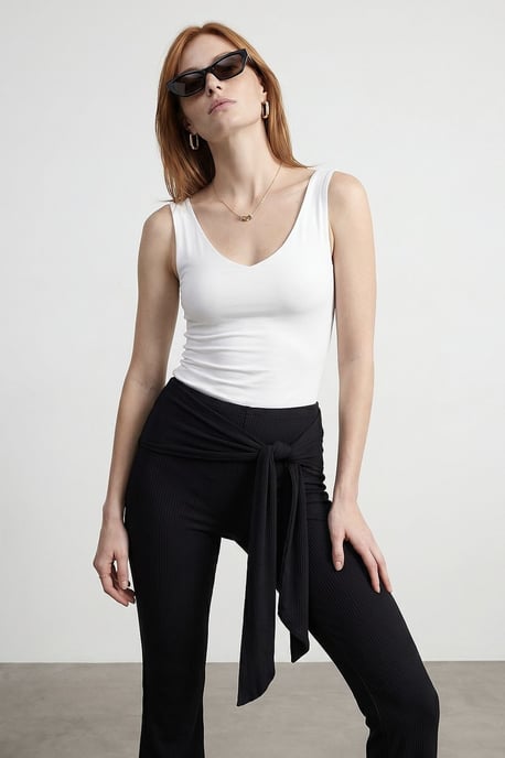 Ärmellose V-Ausschnitt Slim-Fit Bluse für Damen - Image 3