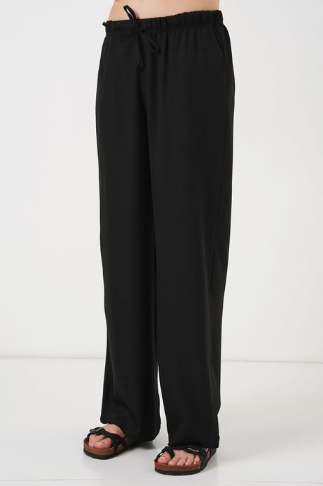 Weite legere Hose mit Kordelzug - Image 2