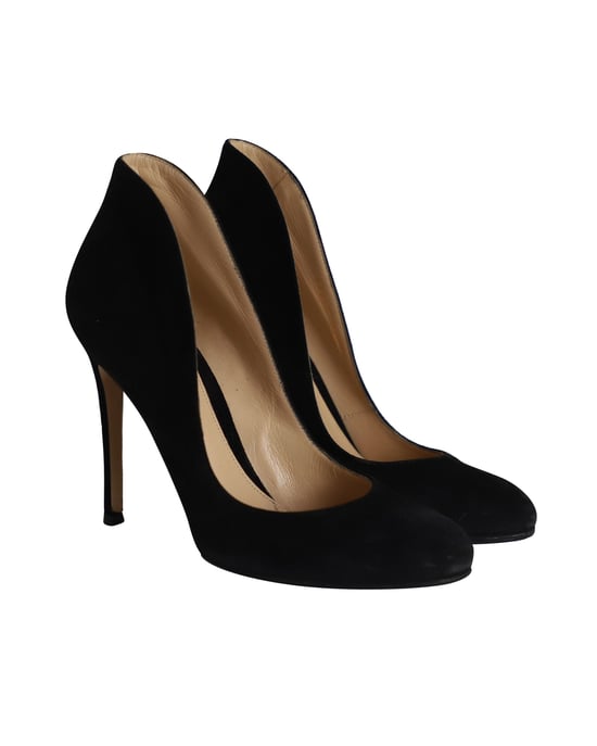 Gianvito Rossi Rundzehen-Pumps mit Glockenabsatz aus schwarzem Wildleder - Image 3