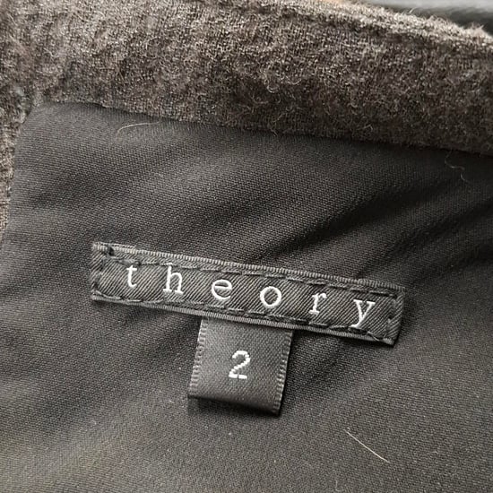 Theory Jeselia Langarm-Minikleid aus schwarzem Leder - Image 3