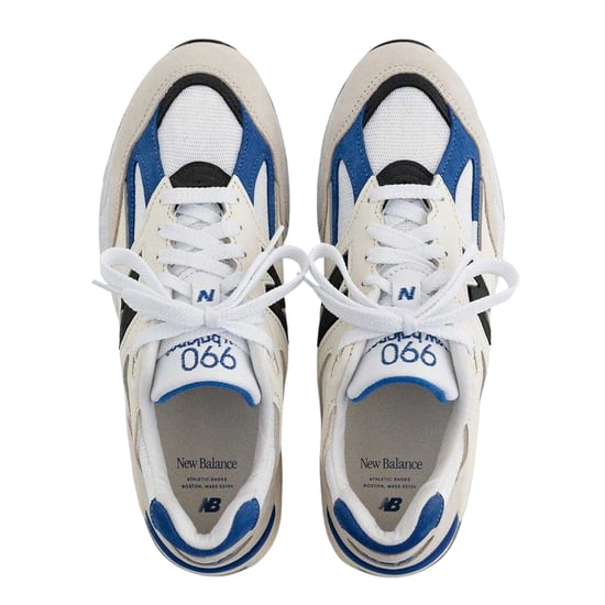New Balance - "x Teddy Santis 990 V2" Sneaker für Damen, Wildleder (Weiß) - Image 3