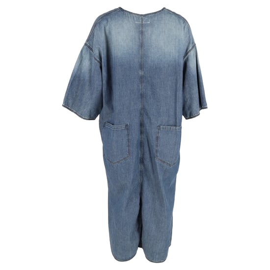 Maison Margiela Midikleid mit V-Ausschnitt und Seitenschlitz aus Baumwoll-Denim - Image 3
