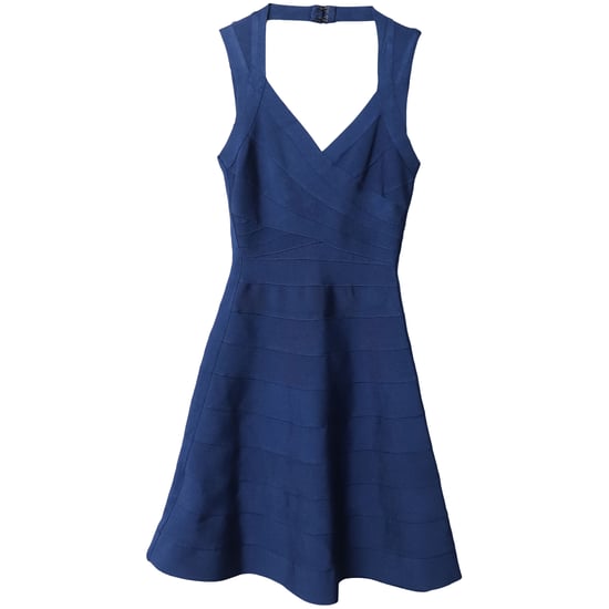 Herve Leger Bandagenkleid mit ausgestelltem Saum aus blauem Viskose - Image 4