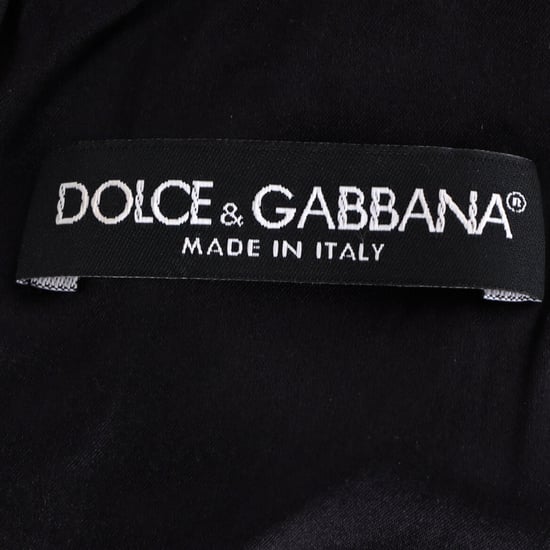 Dolce & Gabbana Minikleid aus schwarzer und roter Baumwolle mit gepunktetem Spitzendetail - Image 4