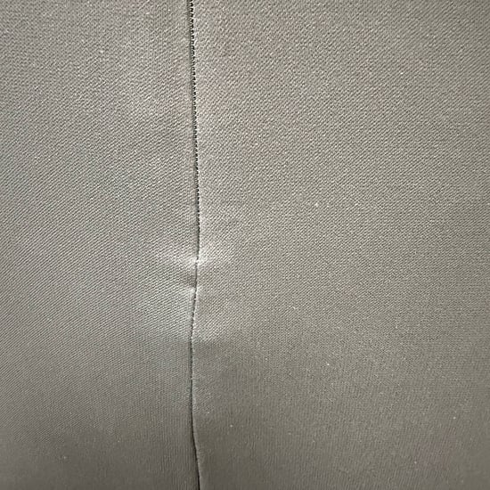 Michael Kors Wickelkleid in Midi-Länge aus schwarzer Viskose - Image 4
