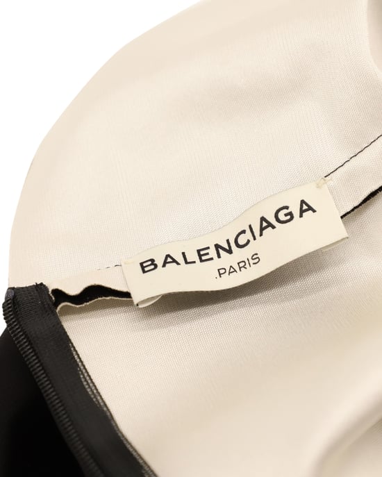 Balenciaga Midikleid mit kalten Schultern in Schwarz Cupro - Image 4