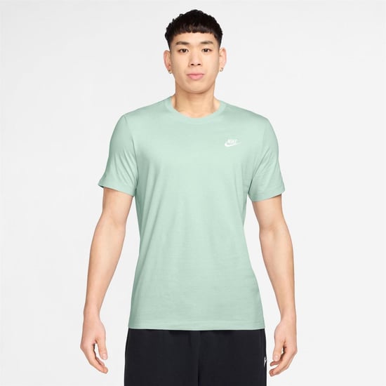 Nike - "Club" T-Shirt für Herren (Hellgrün) - Image 1