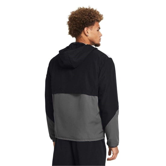 Under Armour - "Legacy" Windjacke für Herren, mit Kapuze (Schwarz) - Image 2