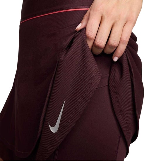 Nike - "New York Grand Slam" Rock für Damen, Anliegend (Burgunderrot) - Image 4
