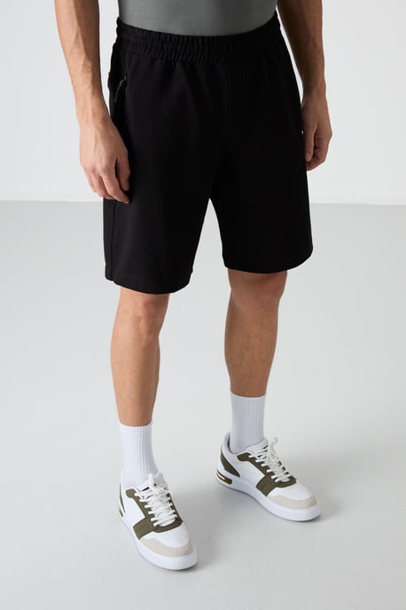 Herren Sweatshorts mit regulärer Passform aus Strick - Image 5