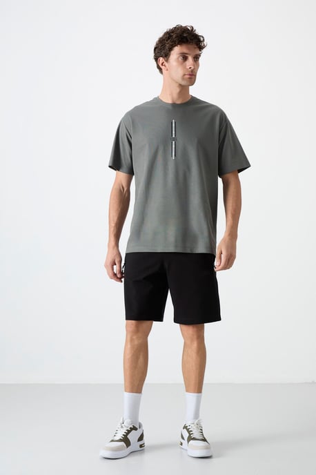 Herren Sweatshorts mit regulärer Passform aus Strick - Image 6