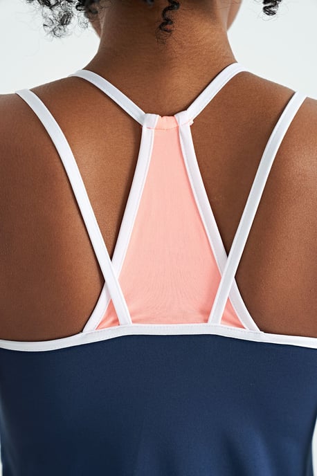 Ärmelloses Strick-Sporttop - Image 6