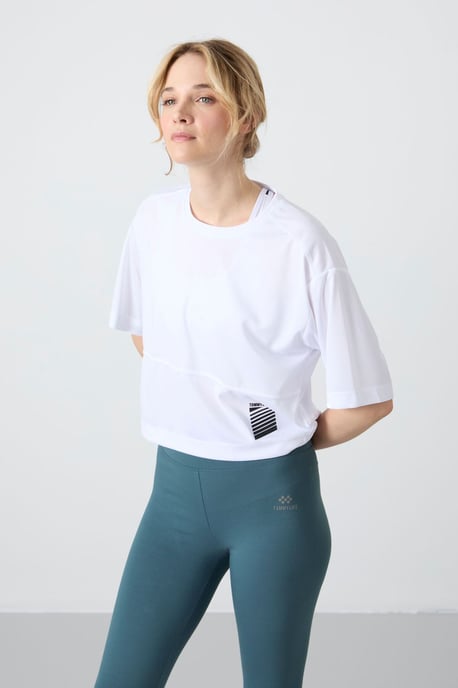 Übergrößen Crop Crew Neck T-Shirt mit Tasche - Image 2