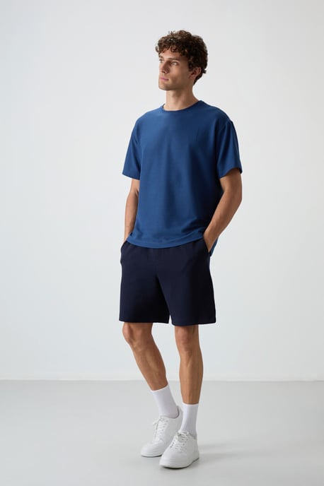 Übergroßes Rundhals-T-Shirt - Image 3