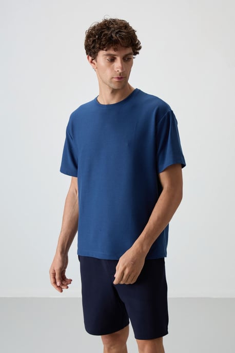 Übergroßes Rundhals-T-Shirt - Image 4