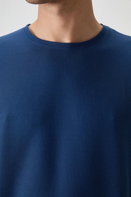 Übergroßes Rundhals-T-Shirt - Image 5