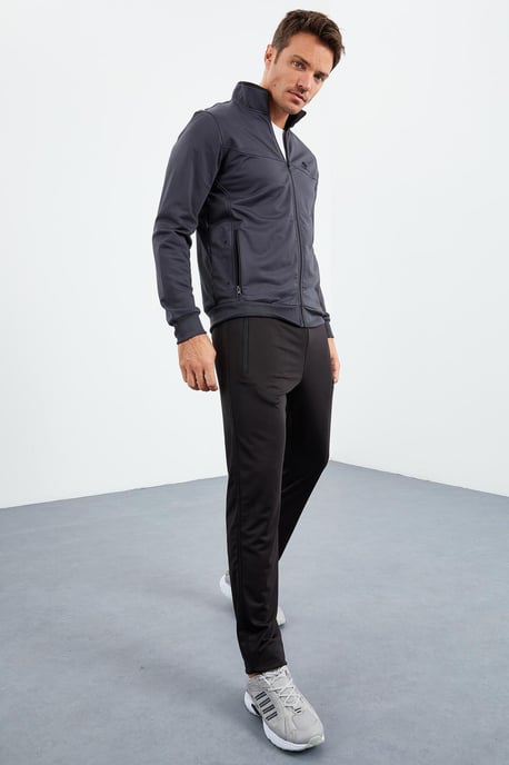 Herren Scuba Strick Aktiv-Set mit Reißverschlusskragen - Image 1