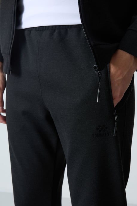 Herren Farbblockiertes Strick-Active-Set - Image 6
