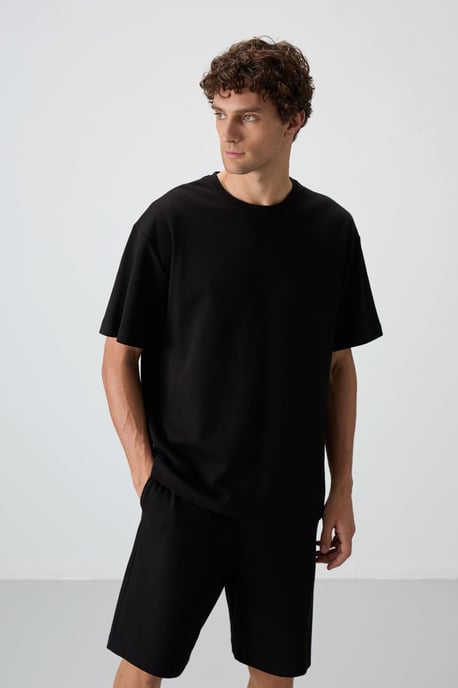 Oversized T-Shirt und Shorts Set - Image 3