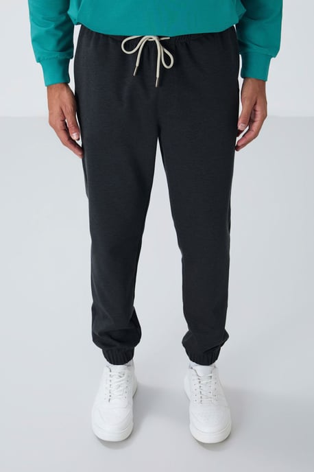 Herren Fleece Sweatpants im Regular Fit - Image 1
