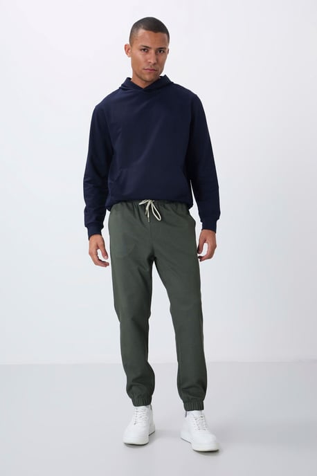 Herren Fleece Sweatpants im Regular Fit - Image 2