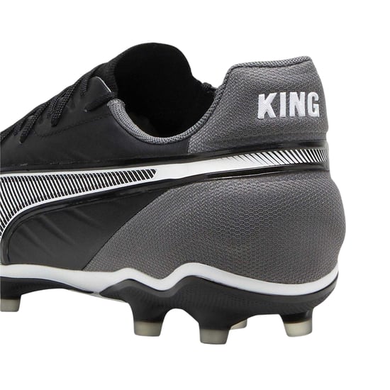Puma - "King Match" Fußballschuhe mit festem Boden für Herren (Schwarz/Weiß) - Image 2
