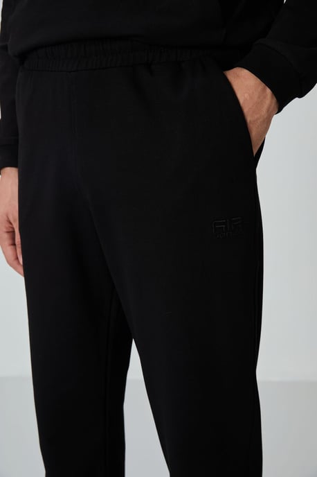 Herren Sweatshirt-Set mit Reißverschluss und Hose - Image 6