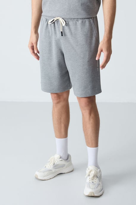 Herren Oversized T-Shirt und Shorts Set aus Baumwoll-Mischung - Image 2