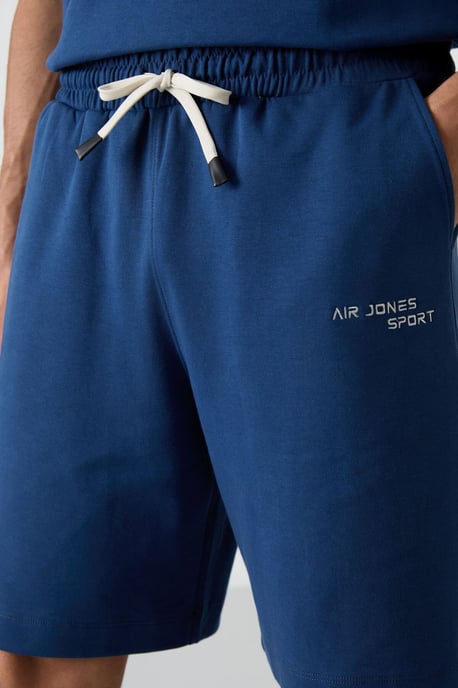 Oversized T-Shirt mit kurzen Ärmeln und Shorts-Set - Image 2
