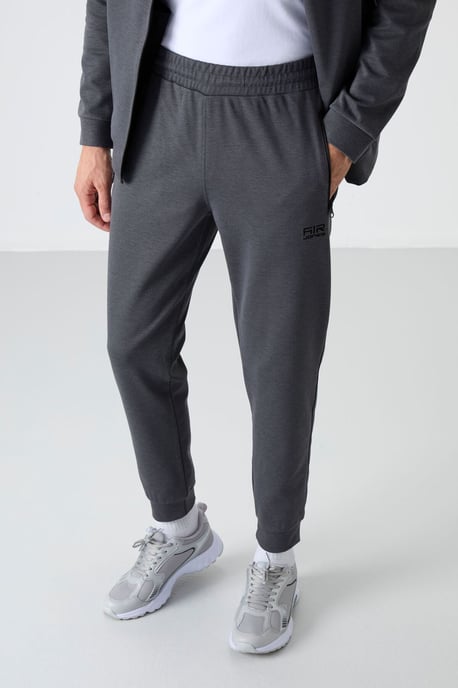 Herren Fleece Sweatshirt und Hose Set - Image 4