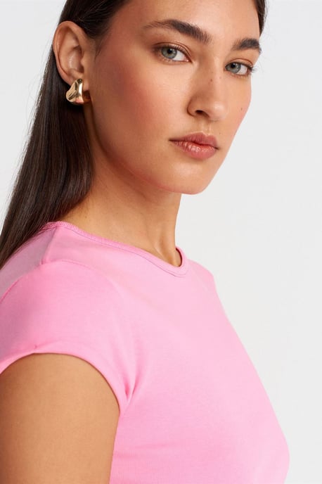 Damen Slim Fit Baumwoll Rundhals T-Shirt - Image 3