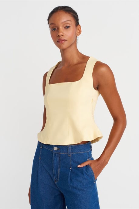 Taillierte ärmellose Bluse mit quadratischem Ausschnitt - Image 1