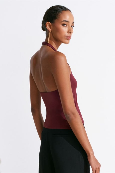 Damen Slim Fit Halterneck Cut-Out Top - Image 2