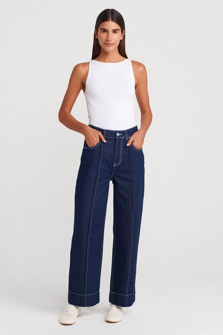 Rippstrick Halterneck Slim-Fit Bluse - Image 4