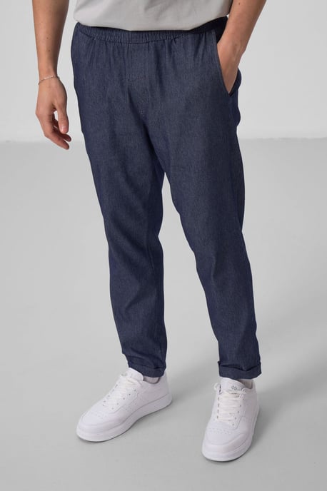 Herren Chinos mit geradem Schnitt aus Gabardine - Image 2