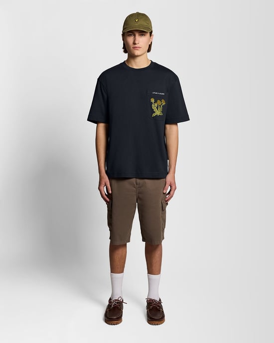Botanisch besticktes Taschenshirt - Image 2